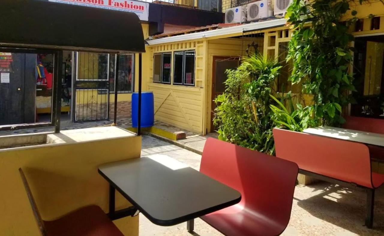 Maxroomz San Ignacio Exterior photo